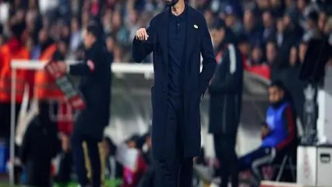 “曼城签下19岁巴西中卫雷斯，转会费3500万欧并享后续分成红利”